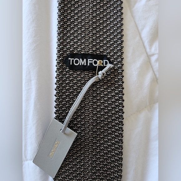 Tom Ford Tie - Picture 3 of 5